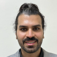 شایان داداری
